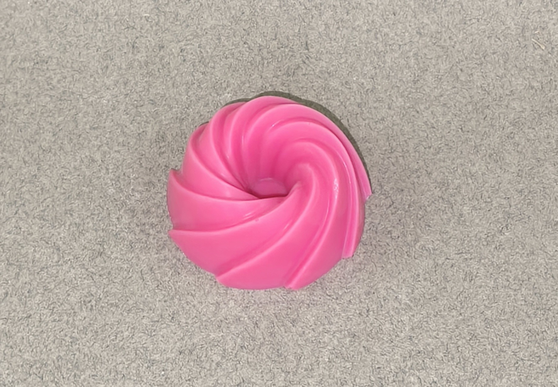 Fondant cerise noir explosive – Image 3