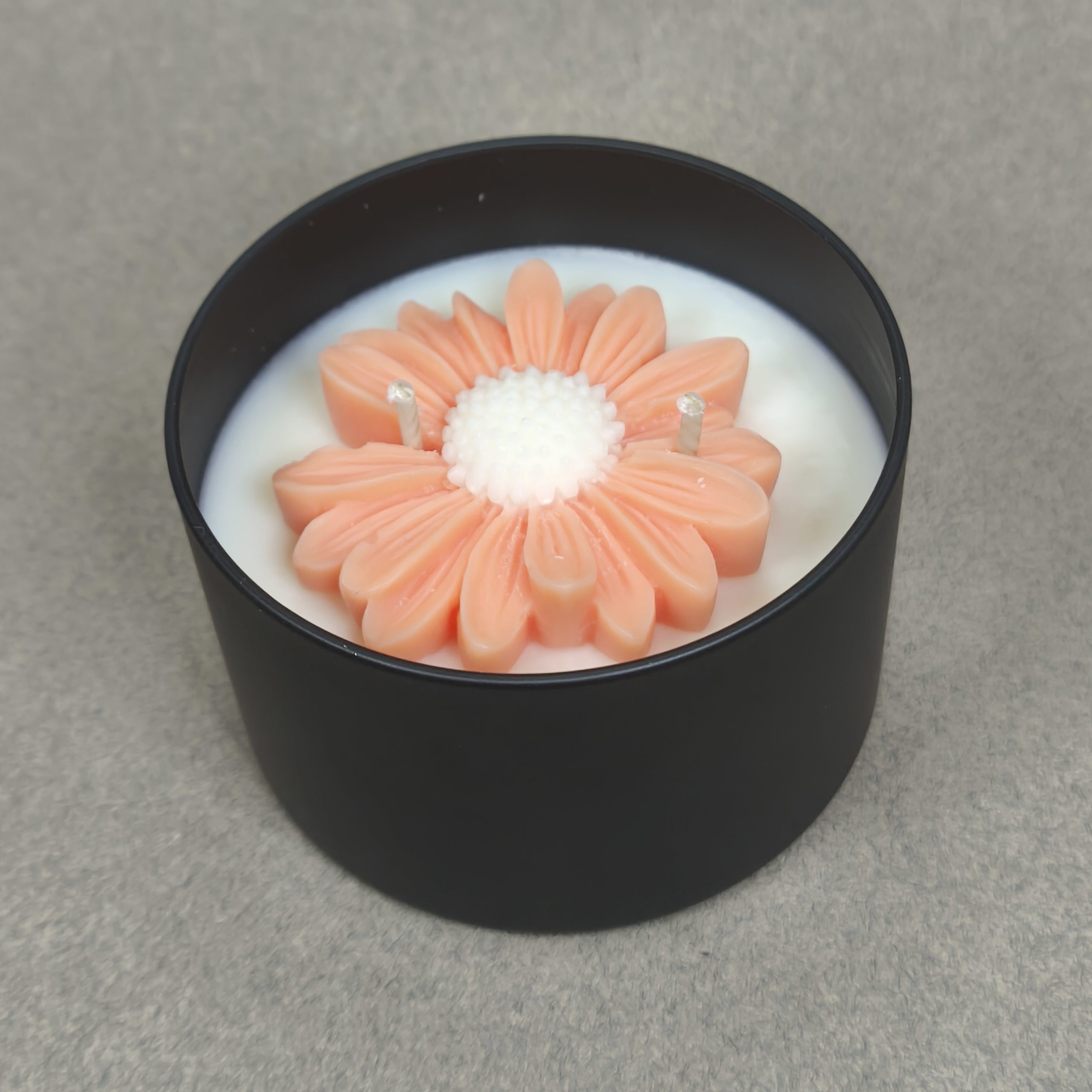 Bougie marguerite - clementine monoï – Image 2